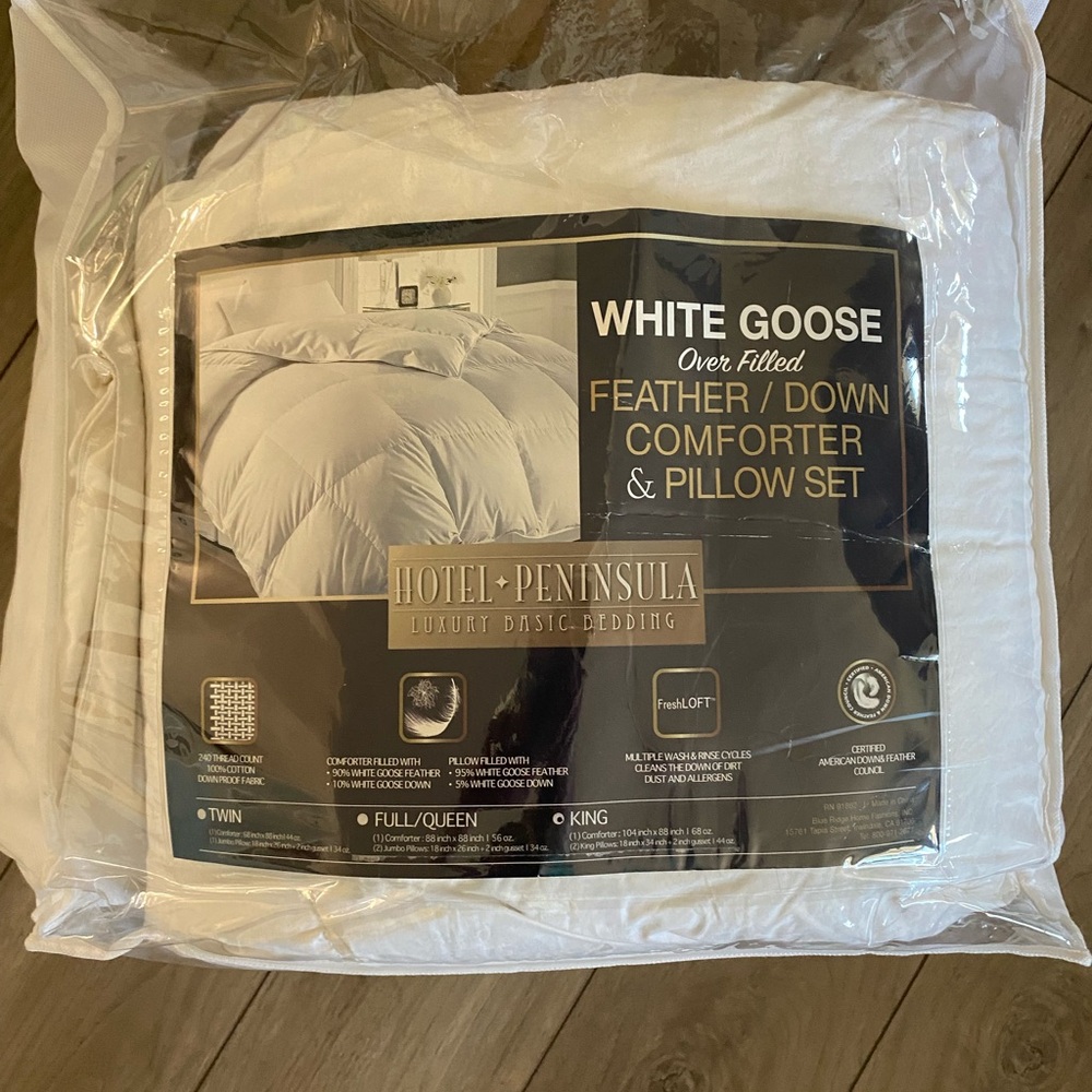 King Size-Goose Down Comforter (no pillows) and Duvet cover